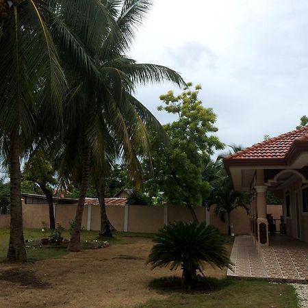אוסלוב Luzmin Bh - Cottages And Bungalows מראה חיצוני תמונה