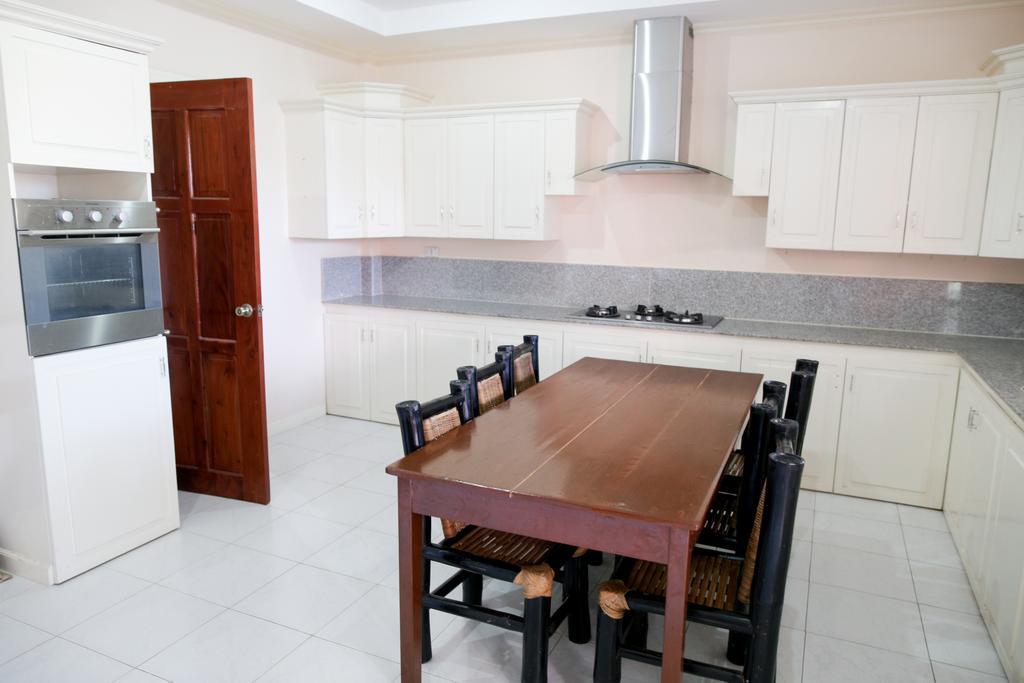 אוסלוב Luzmin Bh - Cottages And Bungalows מראה חיצוני תמונה